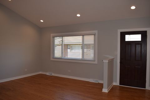 Tiny photo for 9059 N Clifton Avenue, Niles, IL 60714 (MLS # 12510693)