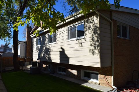 Tiny photo for 9059 N Clifton Avenue, Niles, IL 60714 (MLS # 12510693)