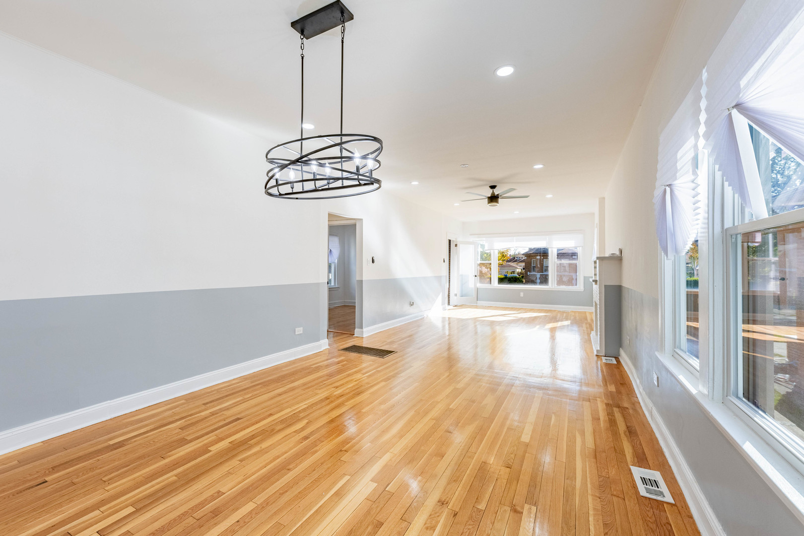 8624 S Throop Street