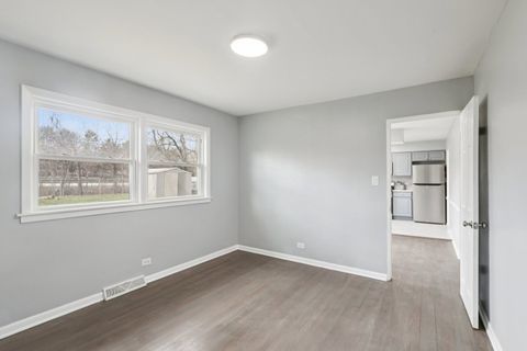 Tiny photo for 926 Braemar Road, Flossmoor, IL 60422 (MLS # 12592672)