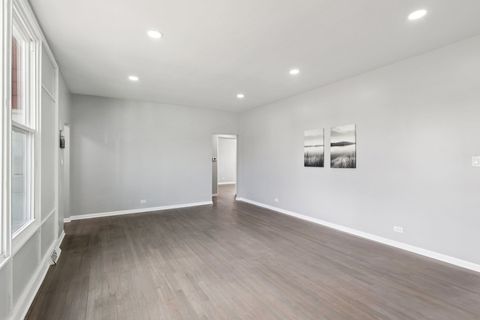 Tiny photo for 926 Braemar Road, Flossmoor, IL 60422 (MLS # 12592672)