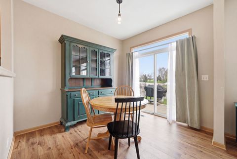 Tiny photo for 1532 Legacy Drive #4, DeKalb, IL 60115 (MLS # 12615512)