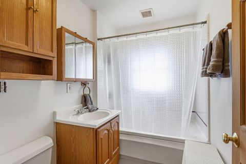 Tiny photo for 98 Cedar Drive, Crystal Lake, IL 60014 (MLS # 12616639)