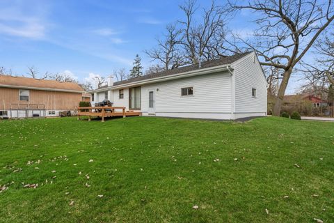 Tiny photo for 98 Cedar Drive, Crystal Lake, IL 60014 (MLS # 12616639)