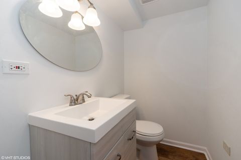 Tiny photo for 285 N Ridgeland Avenue, Elmhurst, IL 60126 (MLS # 12485766)