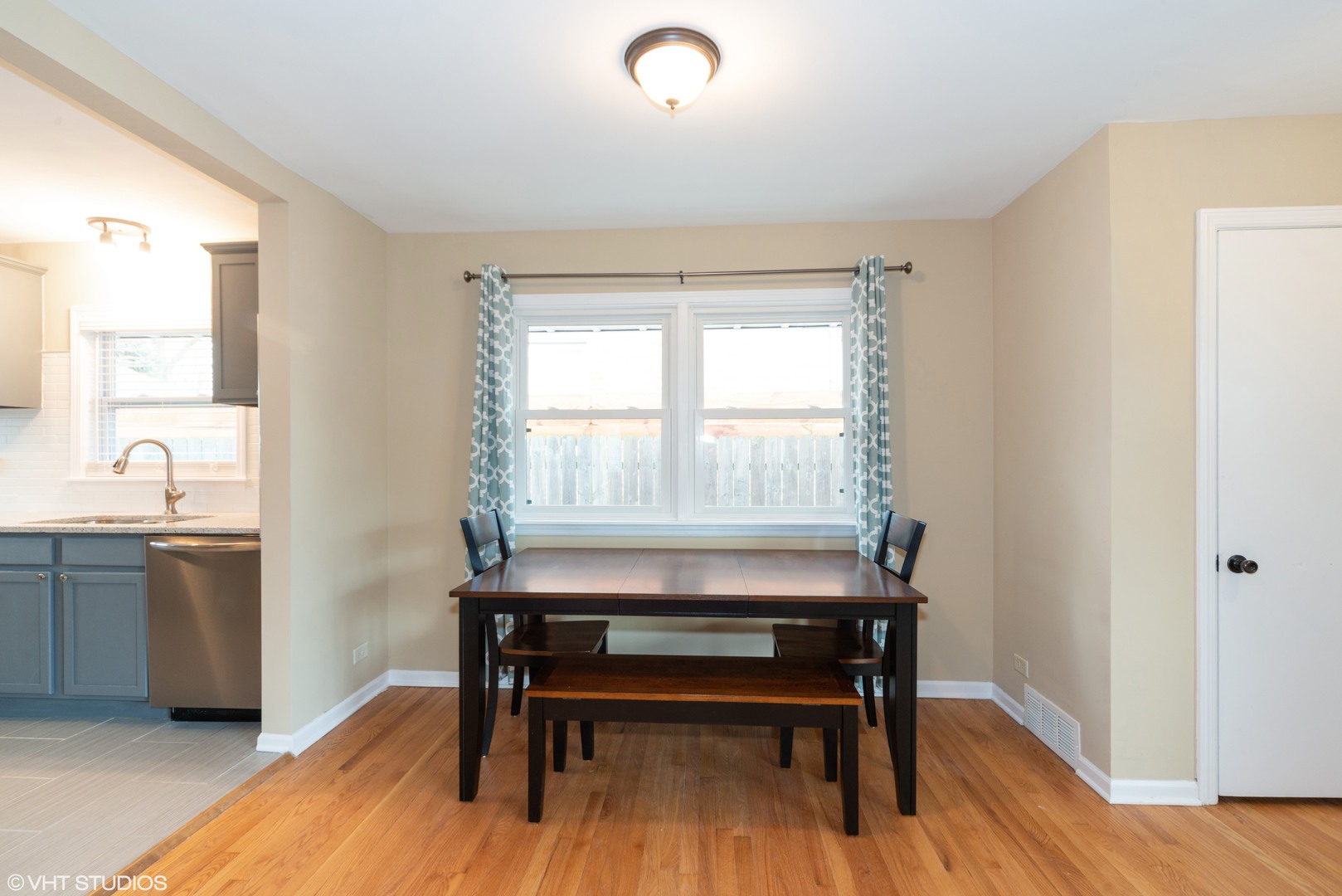 285 N Ridgeland Avenue