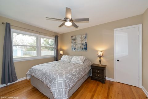 Tiny photo for 285 N Ridgeland Avenue, Elmhurst, IL 60126 (MLS # 12485766)