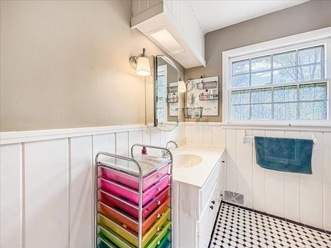 Tiny photo for 709 E Sunnycrest Drive, Urbana, IL 61801 (MLS # 12628217)