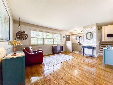 Tiny photo for 709 E Sunnycrest Drive, Urbana, IL 61801 (MLS # 12628217)