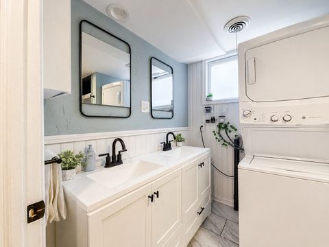 Tiny photo for 709 E Sunnycrest Drive, Urbana, IL 61801 (MLS # 12628217)