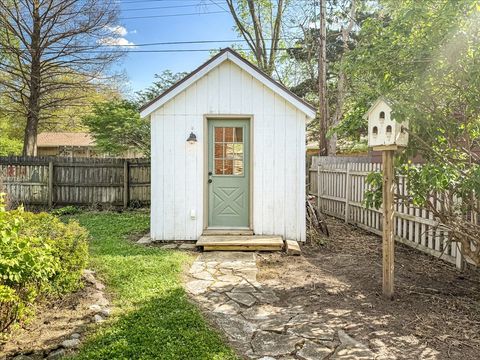 Tiny photo for 709 E Sunnycrest Drive, Urbana, IL 61801 (MLS # 12628217)