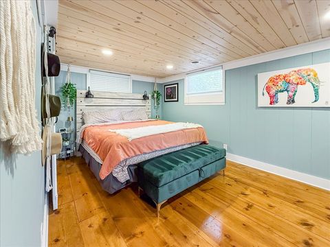 Tiny photo for 709 E Sunnycrest Drive, Urbana, IL 61801 (MLS # 12628217)