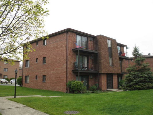 709 W 65TH ST APT 5, WESTMONT, IL 60559 - Image 71c97b35ad3ced6a93cdcaef3d41fdca/3766913387
