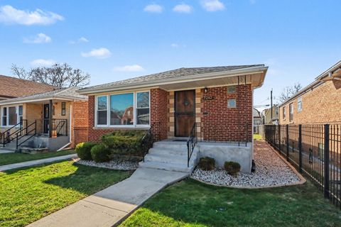 Tiny photo for 7242 S Honore Street, Chicago, IL 60636 (MLS # 12595055)