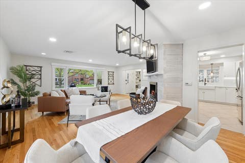 Tiny photo for 123 E Columbia Avenue, Elmhurst, IL 60126 (MLS # 12727558)