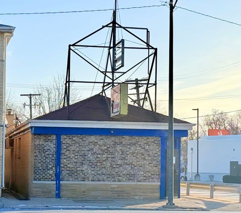Tiny photo for 3701 S Harlem Avenue, Berwyn, IL 60402 (MLS # 12553408)