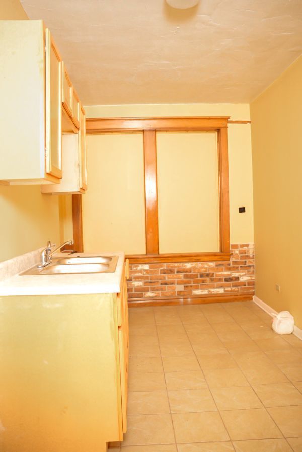 2519 W 59th Street 2