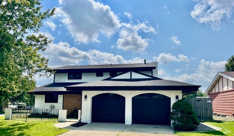 Photo of 214 Cambridge Lane, Bloomingdale, IL 60108 (MLS # 12763945)