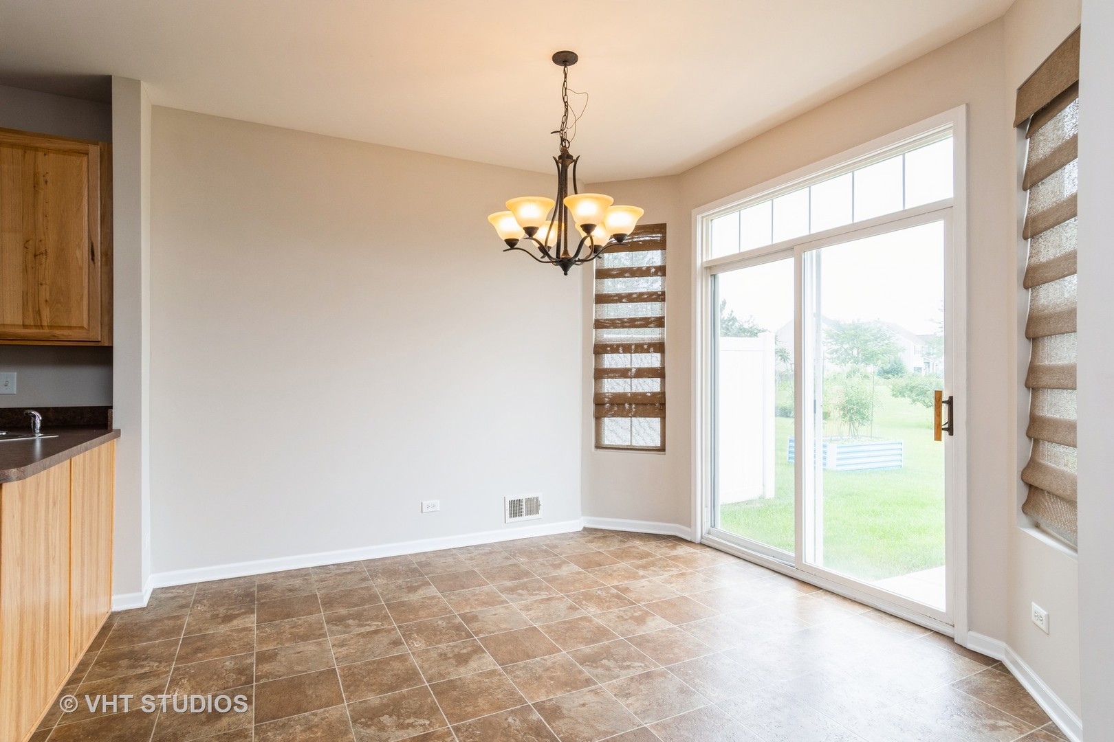 1028 HERON Circle