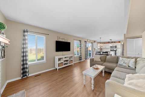 Tiny photo for 531 Alyssa Street, Plano, IL 60545 (MLS # 12505235)