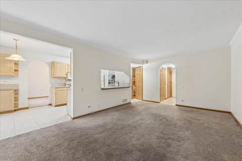 Tiny photo for 4620 Olmstead Drive, Hoffman Estates, IL 60192 (MLS # 12580455)