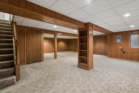 Tiny photo for 4620 Olmstead Drive, Hoffman Estates, IL 60192 (MLS # 12580455)