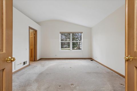 Tiny photo for 4620 Olmstead Drive, Hoffman Estates, IL 60192 (MLS # 12580455)