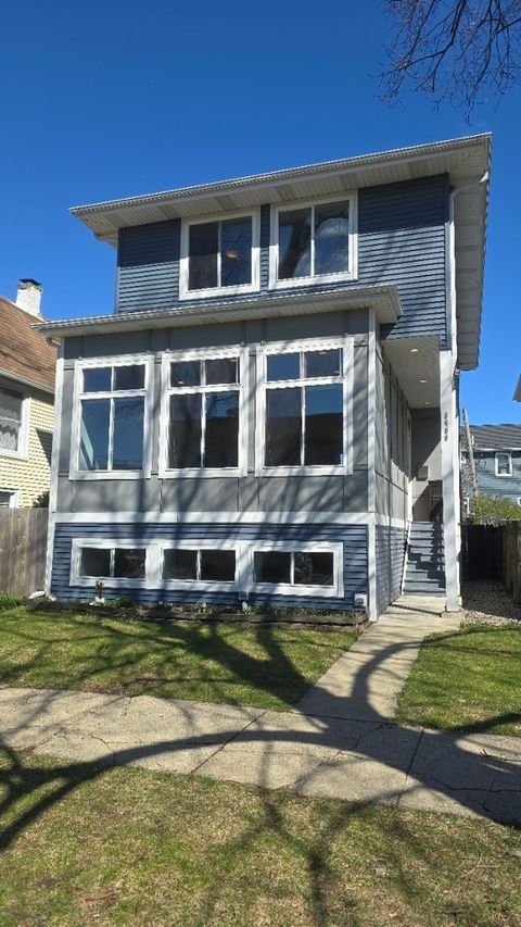 4406 W Wilson Avenue Chicago IL 60630
