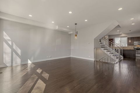 Tiny photo for 4406 W Wilson Avenue, Chicago, IL 60630 (MLS # 12614024)