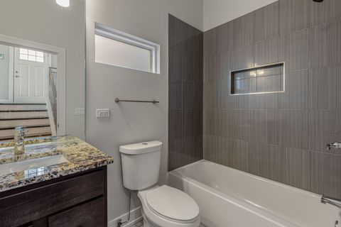 Tiny photo for 4406 W Wilson Avenue, Chicago, IL 60630 (MLS # 12614024)