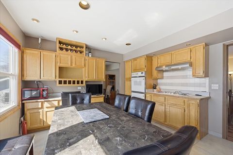 Tiny photo for 23W281 Cambridge Court, Glen Ellyn, IL 60137 (MLS # 12594873)