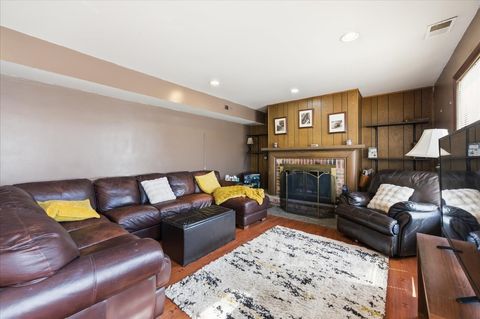 Tiny photo for 23W281 Cambridge Court, Glen Ellyn, IL 60137 (MLS # 12594873)