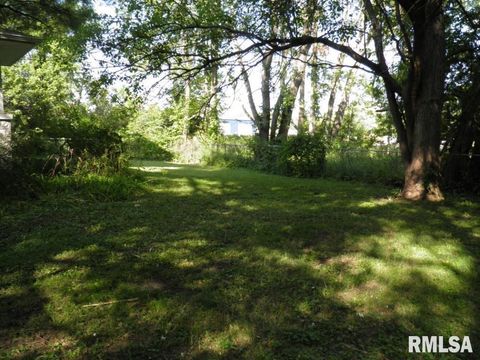 Tiny photo for 808 E 3RD Avenue, Coal Valley, IL 61240 (MLS # QC4267293)