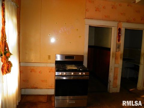 Tiny photo for 808 E 3RD Avenue, Coal Valley, IL 61240 (MLS # QC4267293)