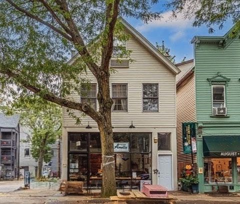 2111 W Roscoe Street 1R Chicago IL 60618