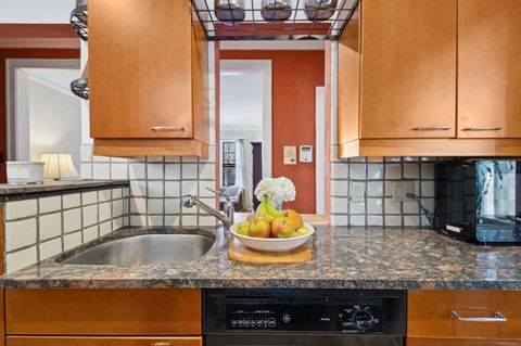 Tiny photo for 728 1/2 Hinman Avenue #2S, Evanston, IL 60202 (MLS # 12702971)