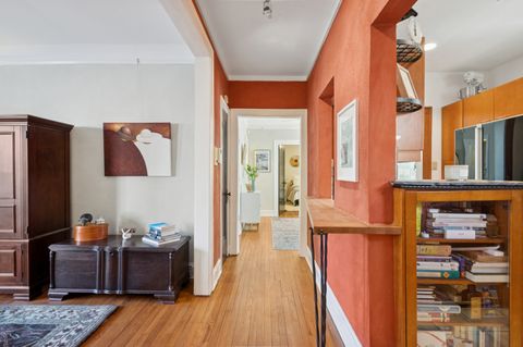 Tiny photo for 728 1/2 Hinman Avenue #2S, Evanston, IL 60202 (MLS # 12702971)