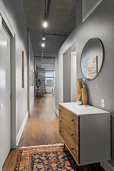 900 N Kingsbury Street 1110