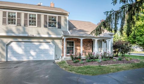 2S778 Timber Drive 778 Warrenville IL 60555