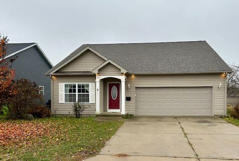 Photo of 911 E Barker Street, Tuscola, IL 61953 (MLS # 12525593)