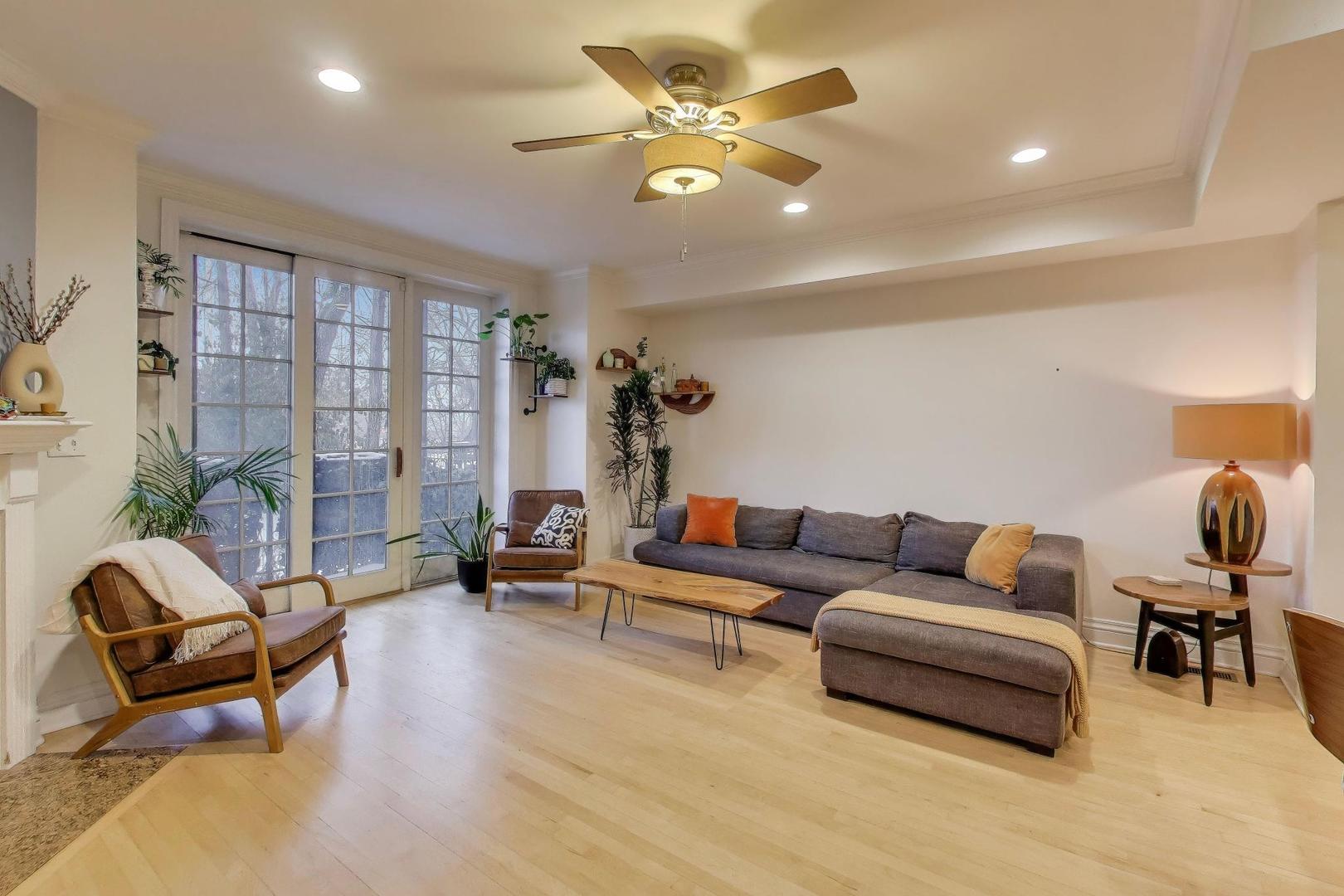 1420 N Noble Street 1N