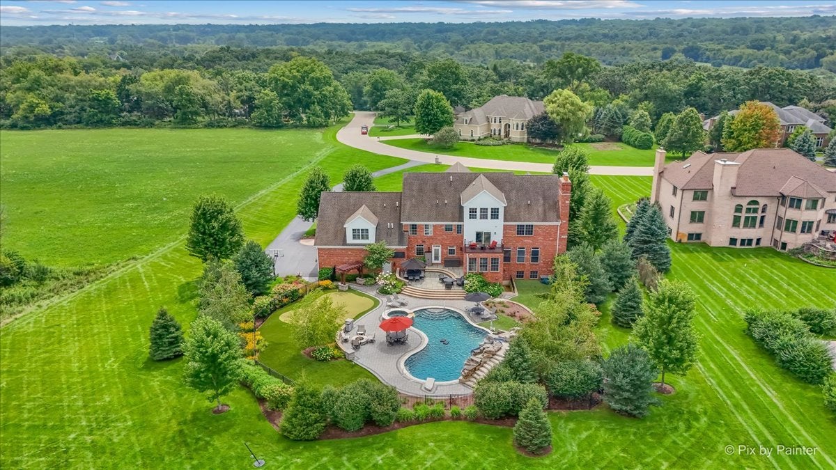3512 DEEP WOOD Drive