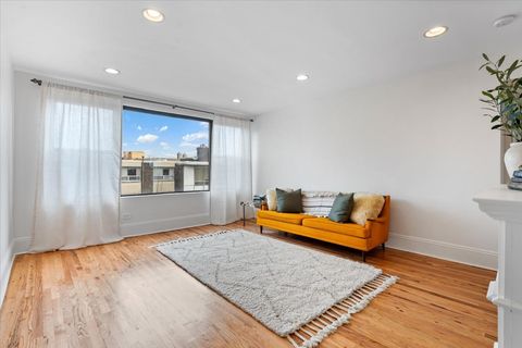 Tiny photo for 1353 W Fargo Avenue #3E, Chicago, IL 60626 (MLS # 12620094)