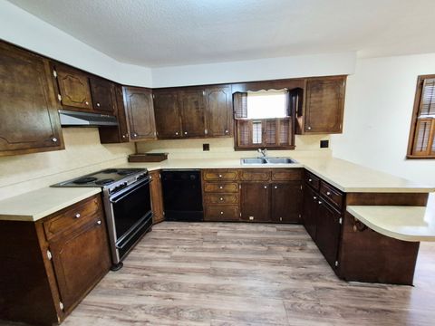 Tiny photo for 817 S 3rd Street, Herrin, IL 62948 (MLS # 12618193)