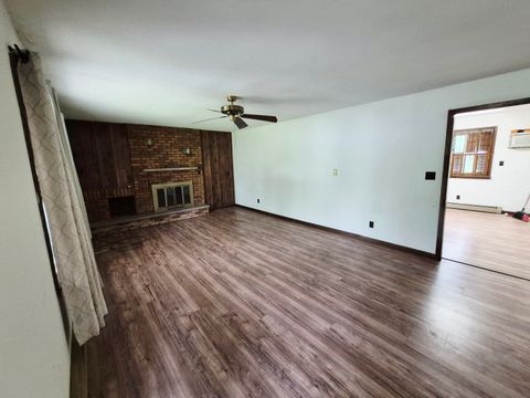 Tiny photo for 817 S 3rd Street, Herrin, IL 62948 (MLS # 12618193)