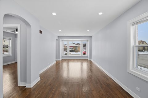 Tiny photo for 10356 S Green Street, Chicago, IL 60643 (MLS # 12618916)
