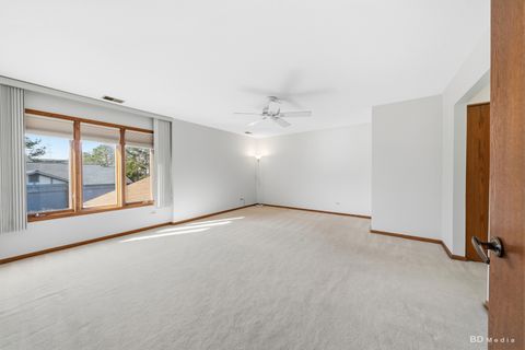 Tiny photo for 9832 Terrace Court E #2B, Palos Park, IL 60464 (MLS # 12604879)