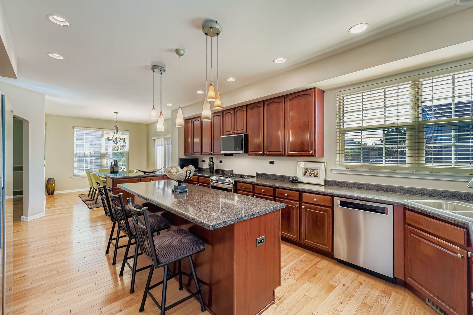 5325 Mardjetko Drive