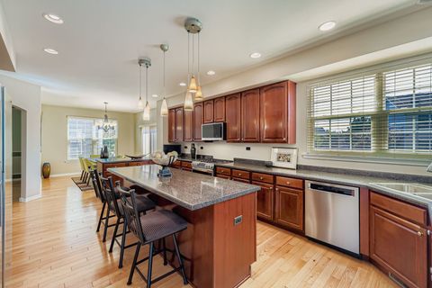 Tiny photo for 5325 Mardjetko Drive, Hoffman Estates, IL 60192 (MLS # 12486395)