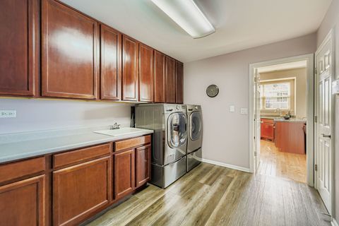 Tiny photo for 5325 Mardjetko Drive, Hoffman Estates, IL 60192 (MLS # 12486395)